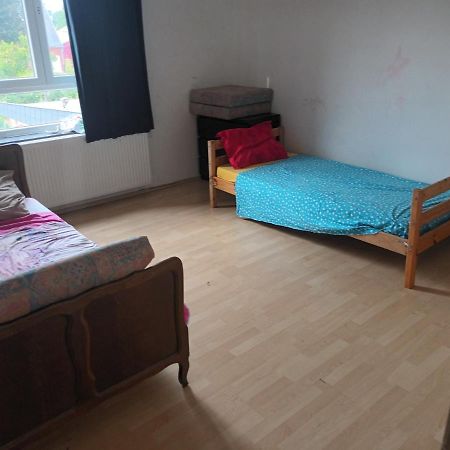 1 Chambre 3 Lit Herstal Exteriér fotografie